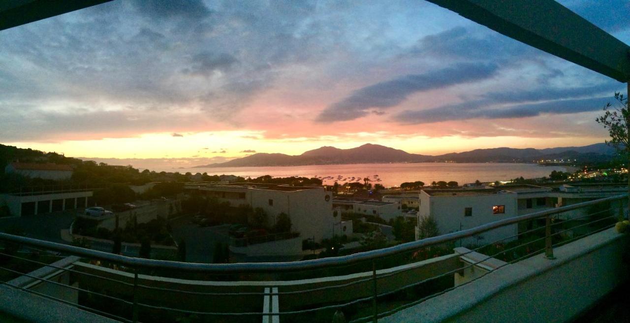 Vue Magnifique Sur Baie Ajaccio Leilighet Porticcio  Eksteriør bilde